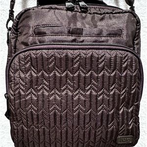 NWOT Lug Ranger Crossbody Bag. Shimmer Walnut. A beautiful bag!